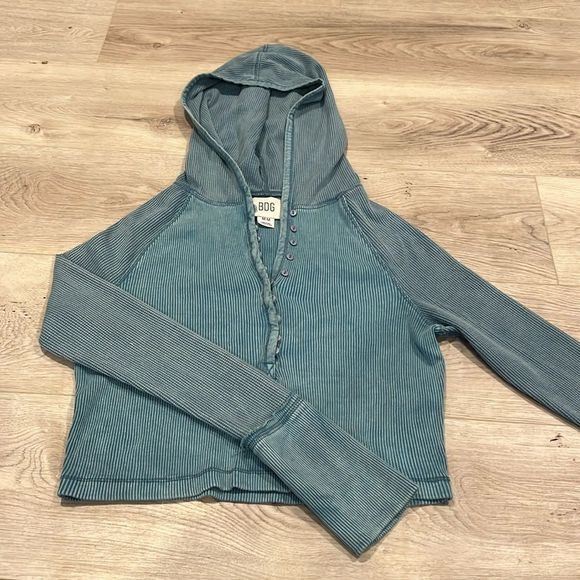 BDG Tops - COPY - Cropped BDG Hooded Henley